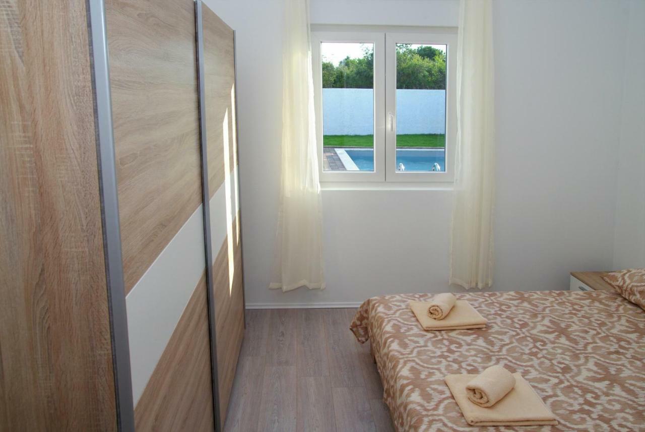 Holiday home Luka